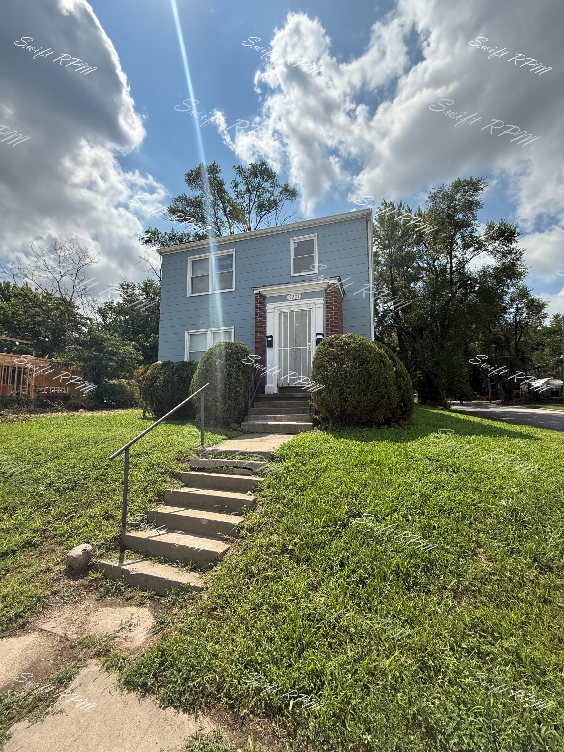 5201 East 12th Street - 1