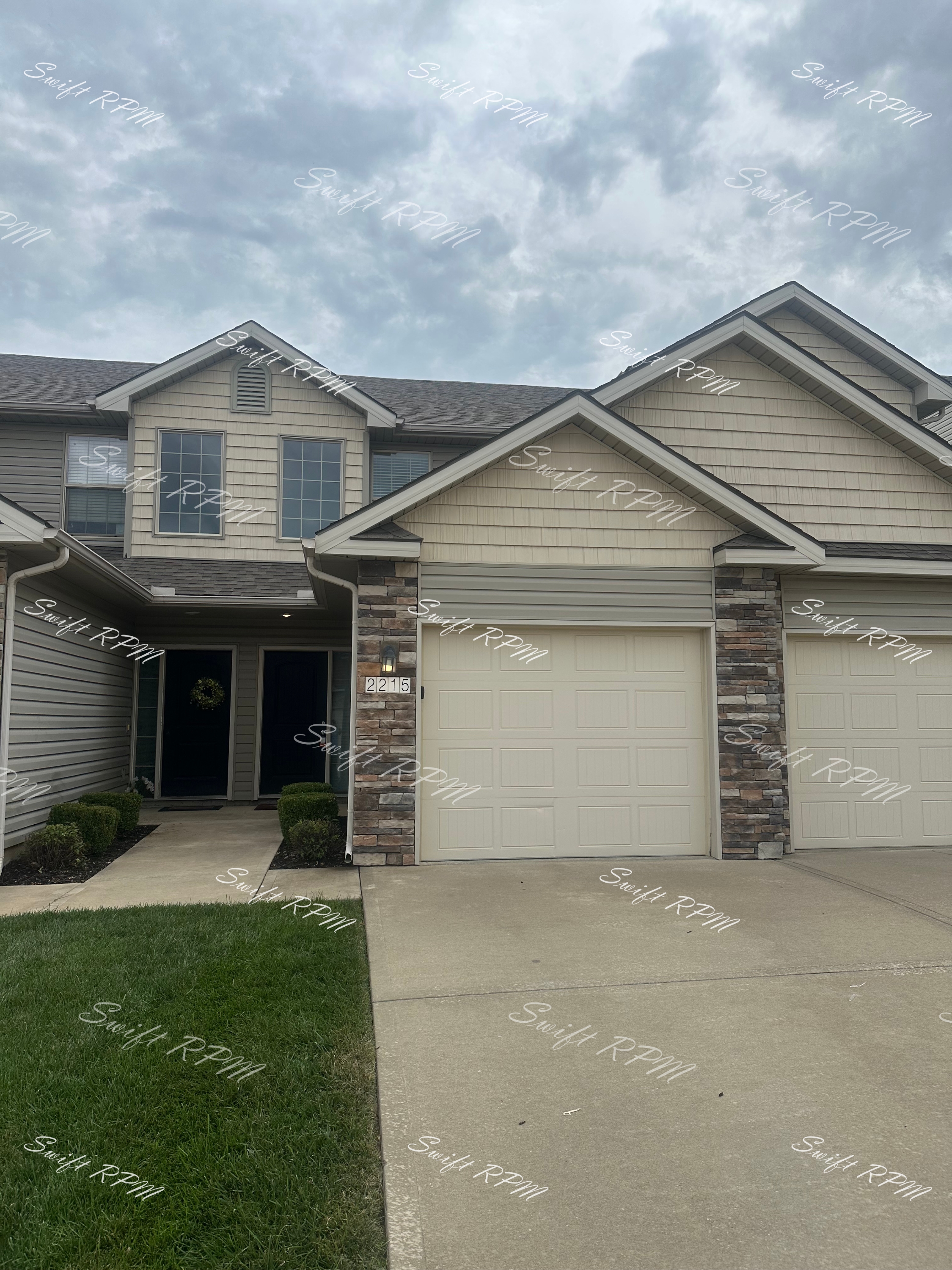 2215 Southwest Burningwood Lane-2 - 1