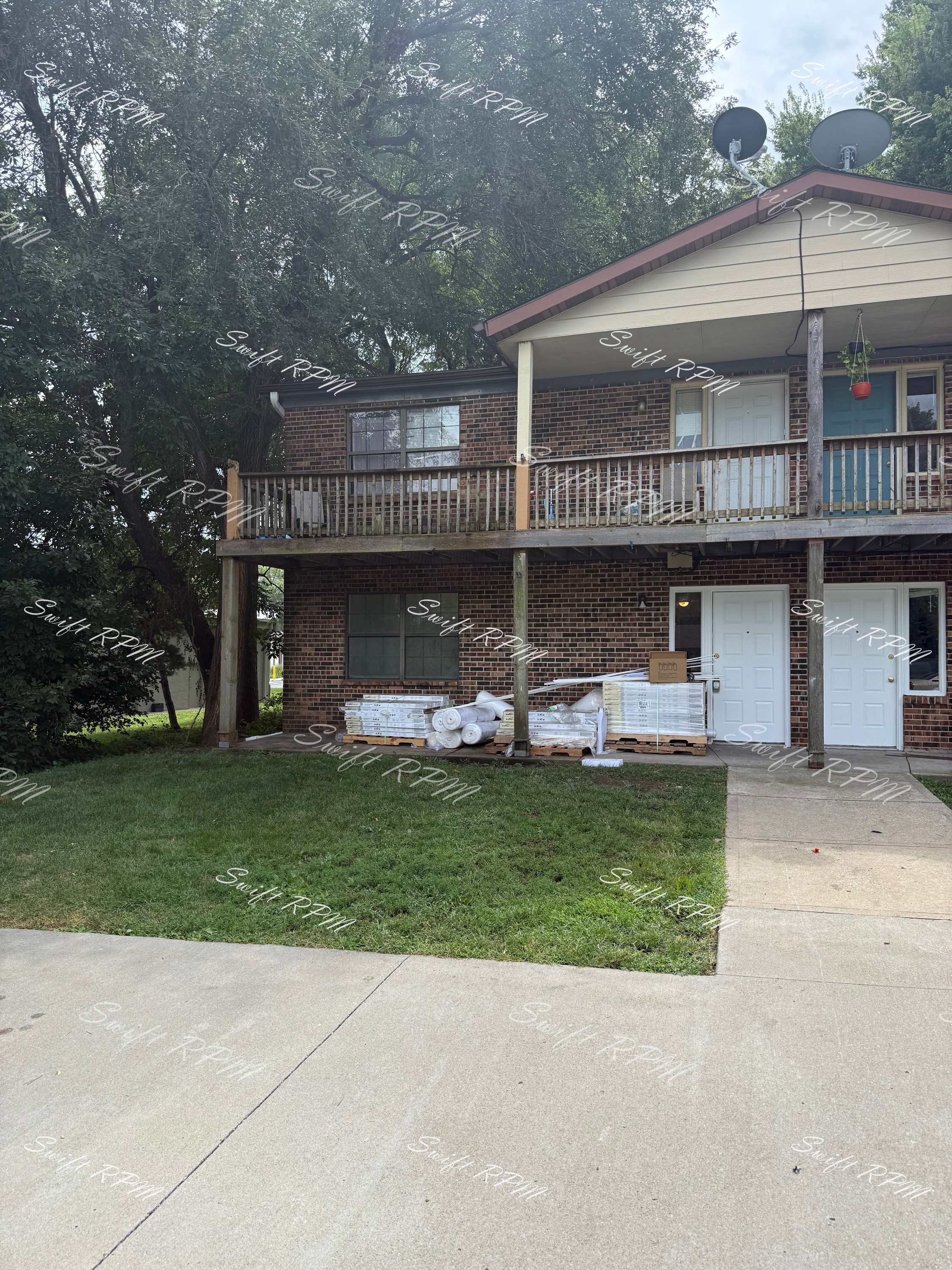 107 West Nichols Street - 1